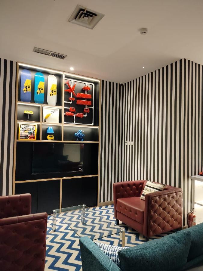 Hotel Moritz Biz Gandaria Jakarta Exterior foto