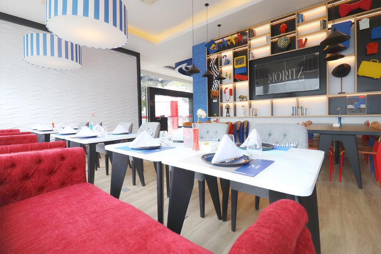 Hotel Moritz Biz Gandaria Jakarta Exterior foto
